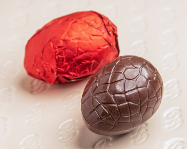 Huevo de Pascua chocolate negro