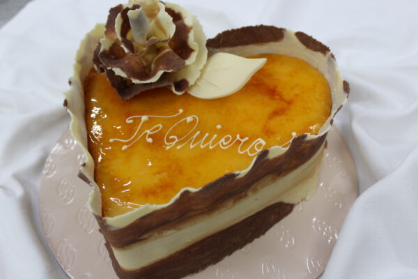 Tarta Corazón de Turrón
