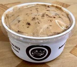 Helado de turrón almendrado